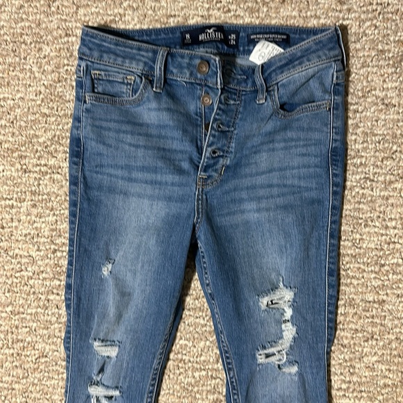 Hollister jeans - Picture 2 of 3